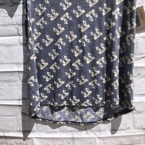 LuLaRoe Classic Blue Cat Short Sleeve Tee S - Picture 5 of 10